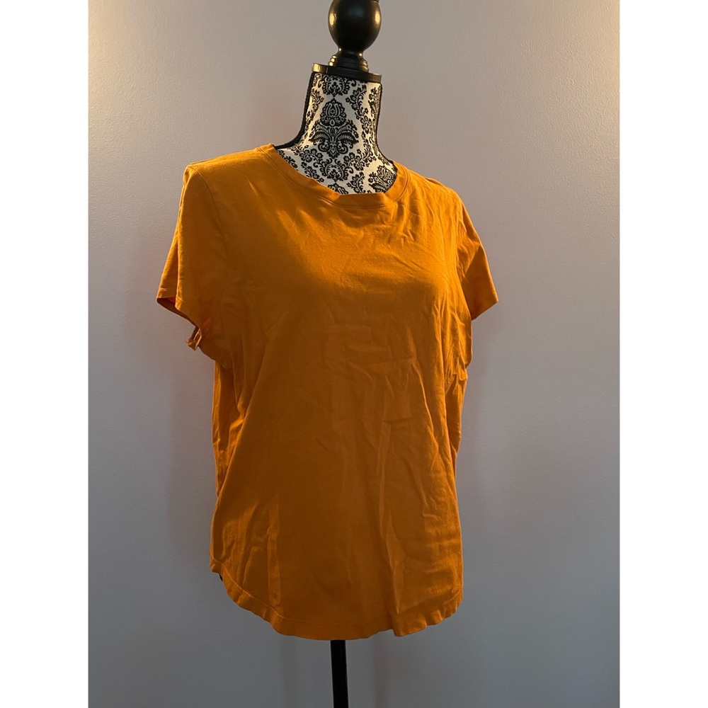 Madewell orange tshirt